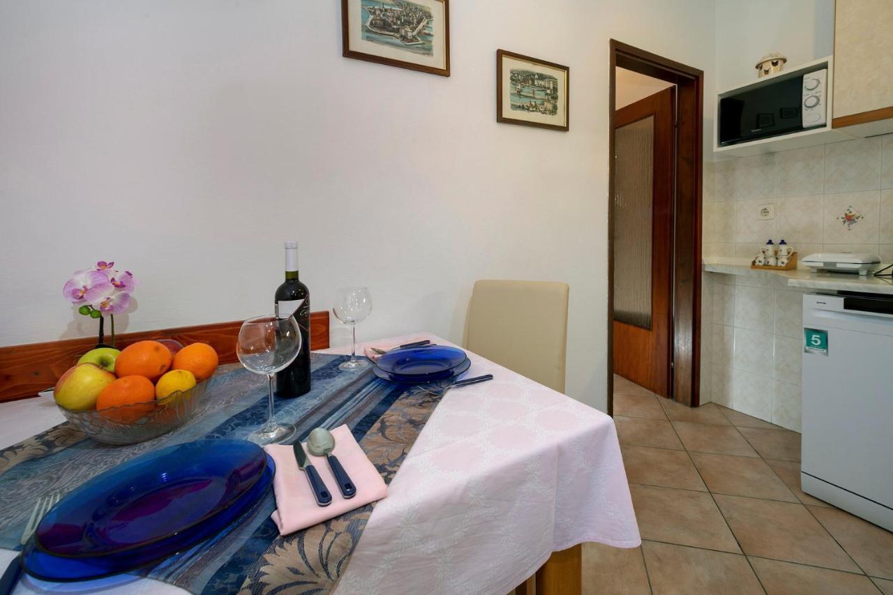 פורץ Apartman Ornela מראה חיצוני תמונה