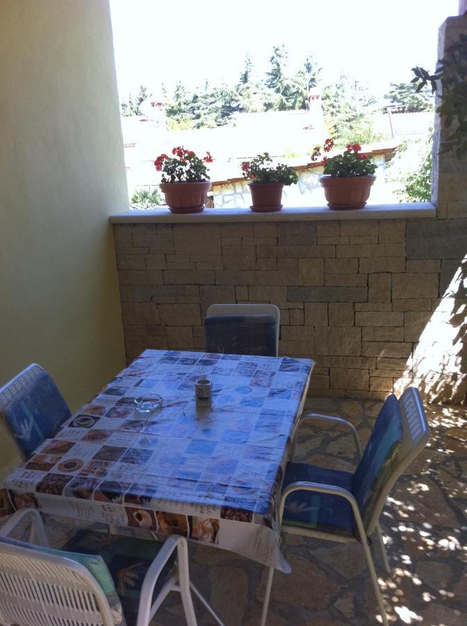 פורץ Apartman Ornela מראה חיצוני תמונה